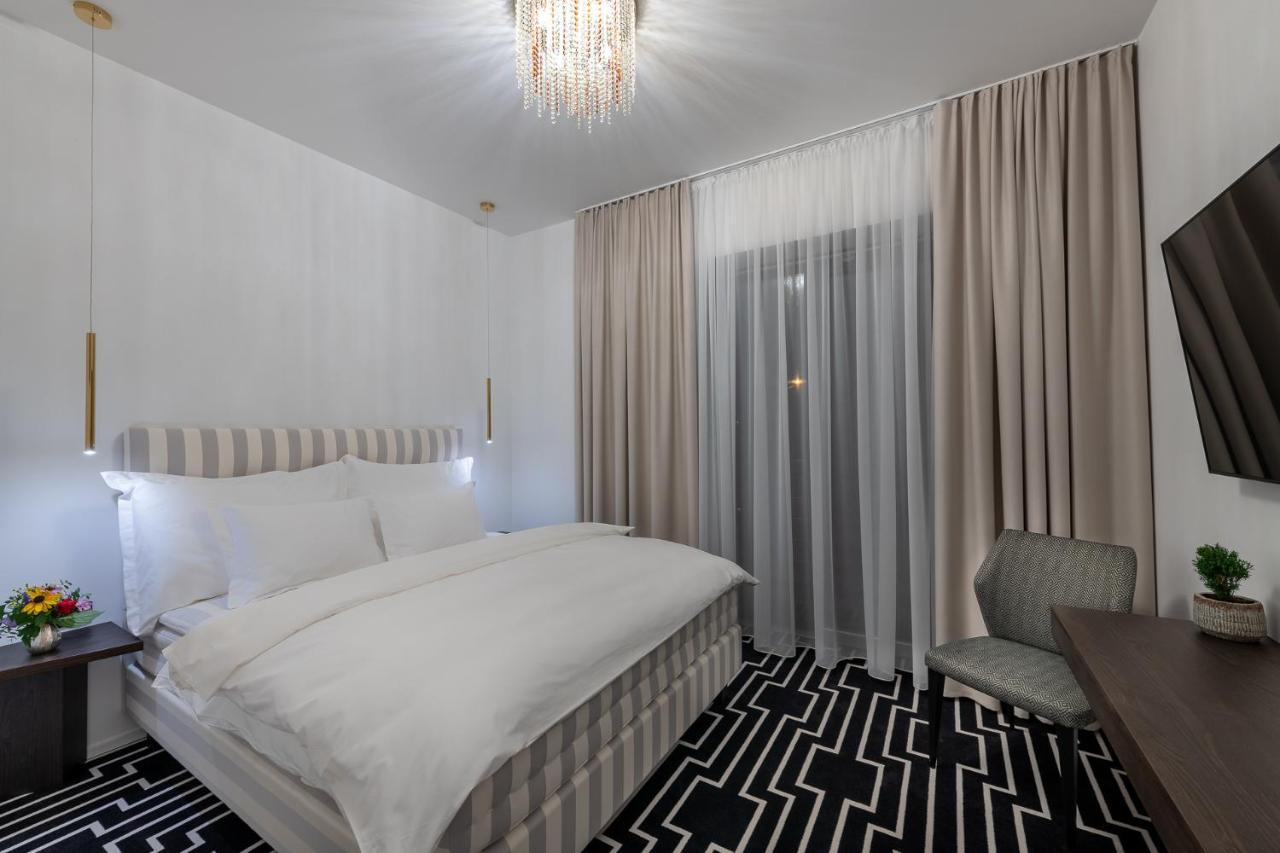 Hotel Zemplen Михаловце Екстериор снимка