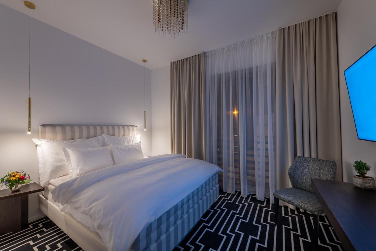 Hotel Zemplen Михаловце Екстериор снимка