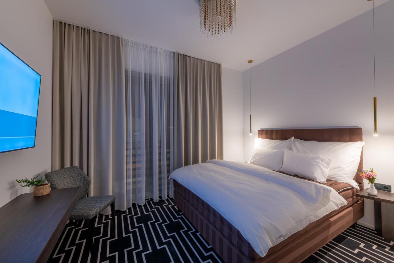Hotel Zemplen Михаловце Екстериор снимка