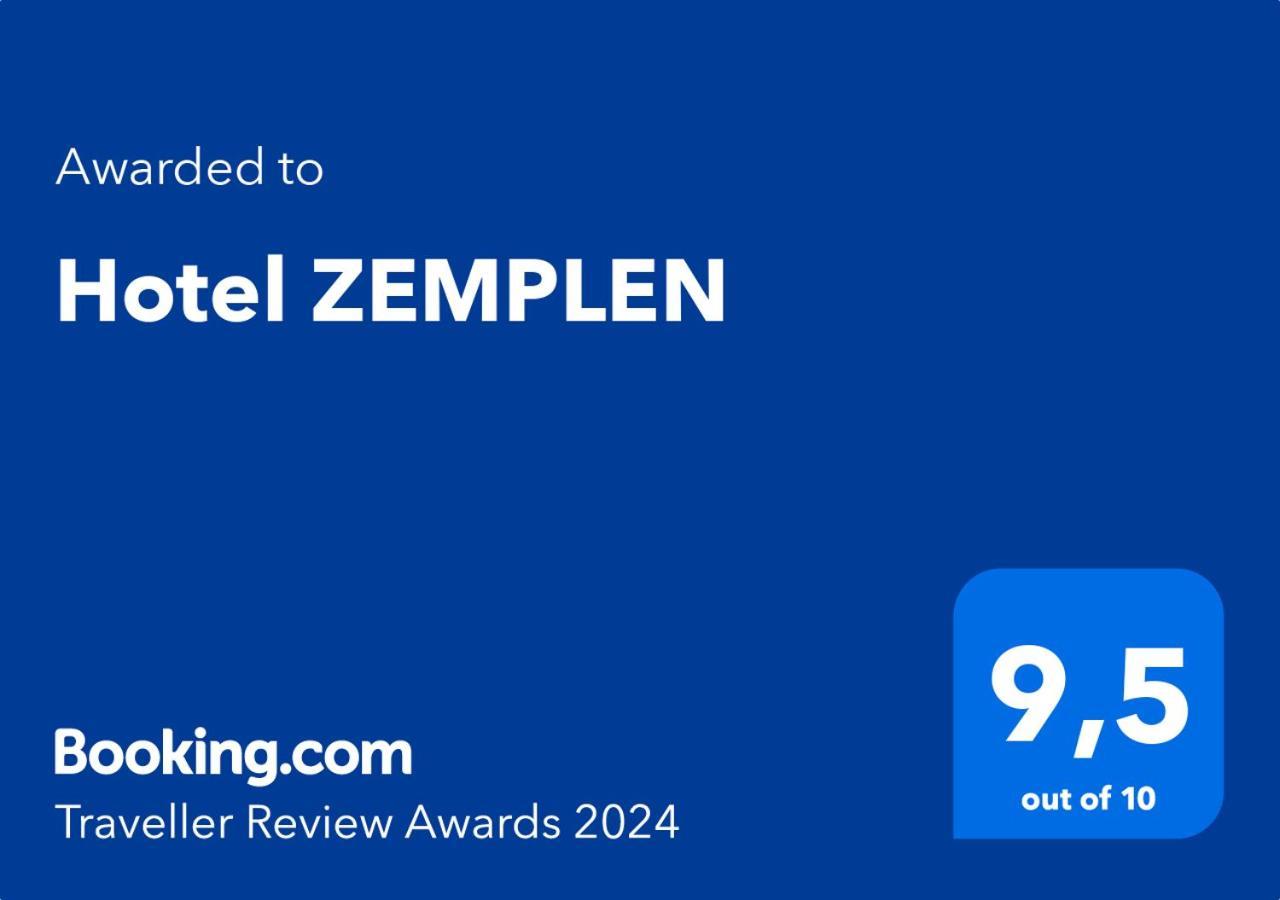 Hotel Zemplen Михаловце Екстериор снимка